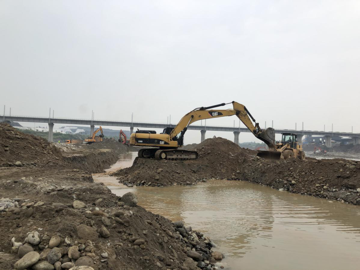 射水河清道大橋下游,石亭江賀家堰段,綿遠河楠木溝及成南鐵路段水毀